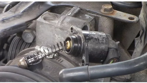 چگونه بفهمیم گاز هرز خودرو اتفاق افتاده؟